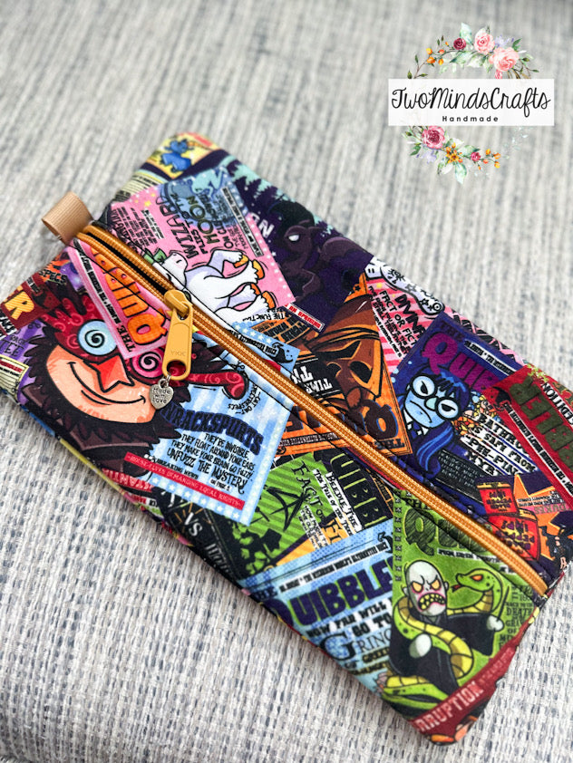 Middle zipper pouch (READY TO SHIP)