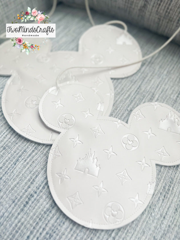 Beige embossed mouse head flat bag (READY TO SHIP)