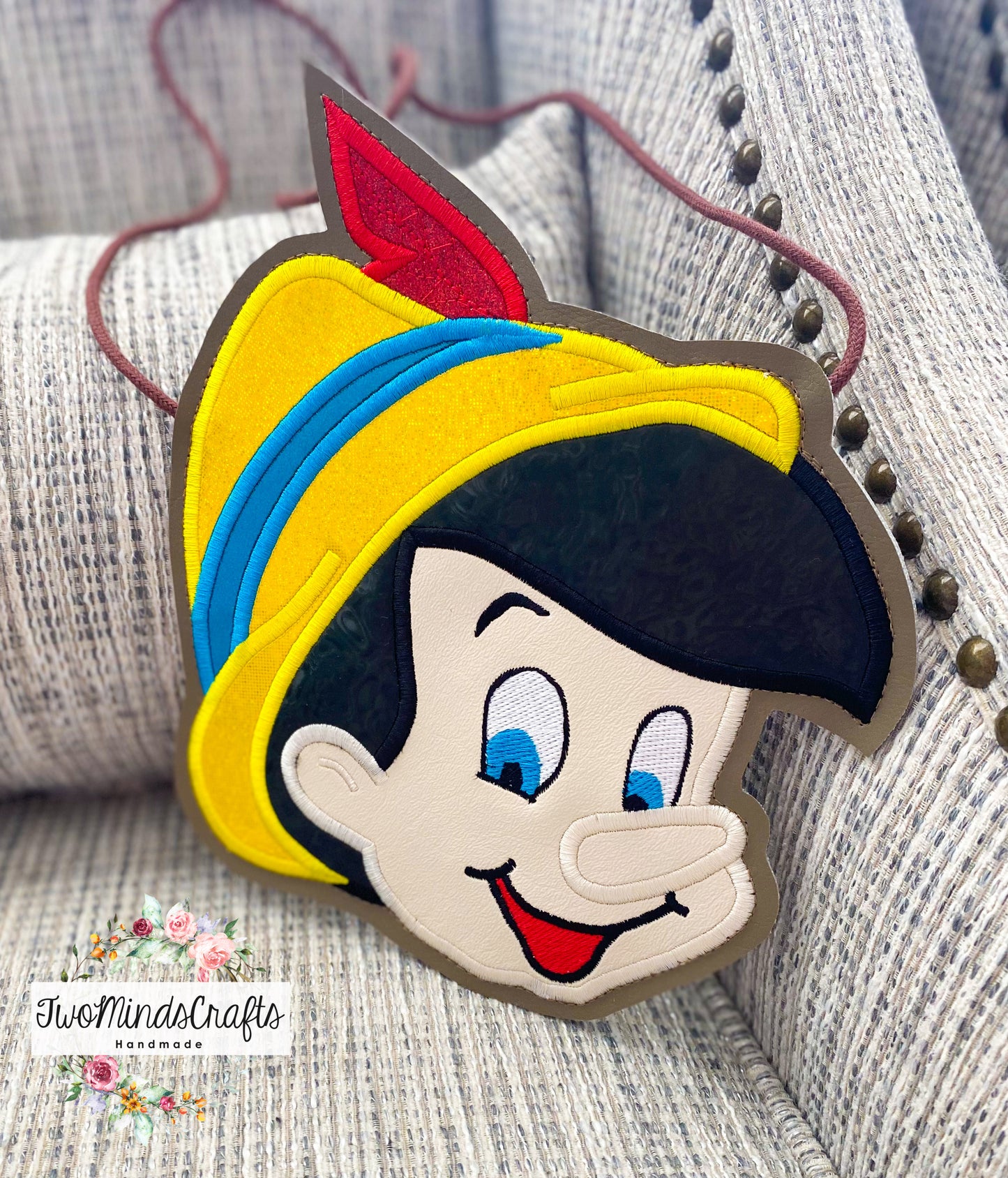 Growing Nose Boy flat bag (READY TO SHIP)