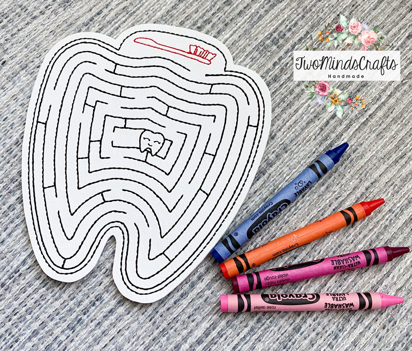 Tooth Maze (READY TO SHIP)