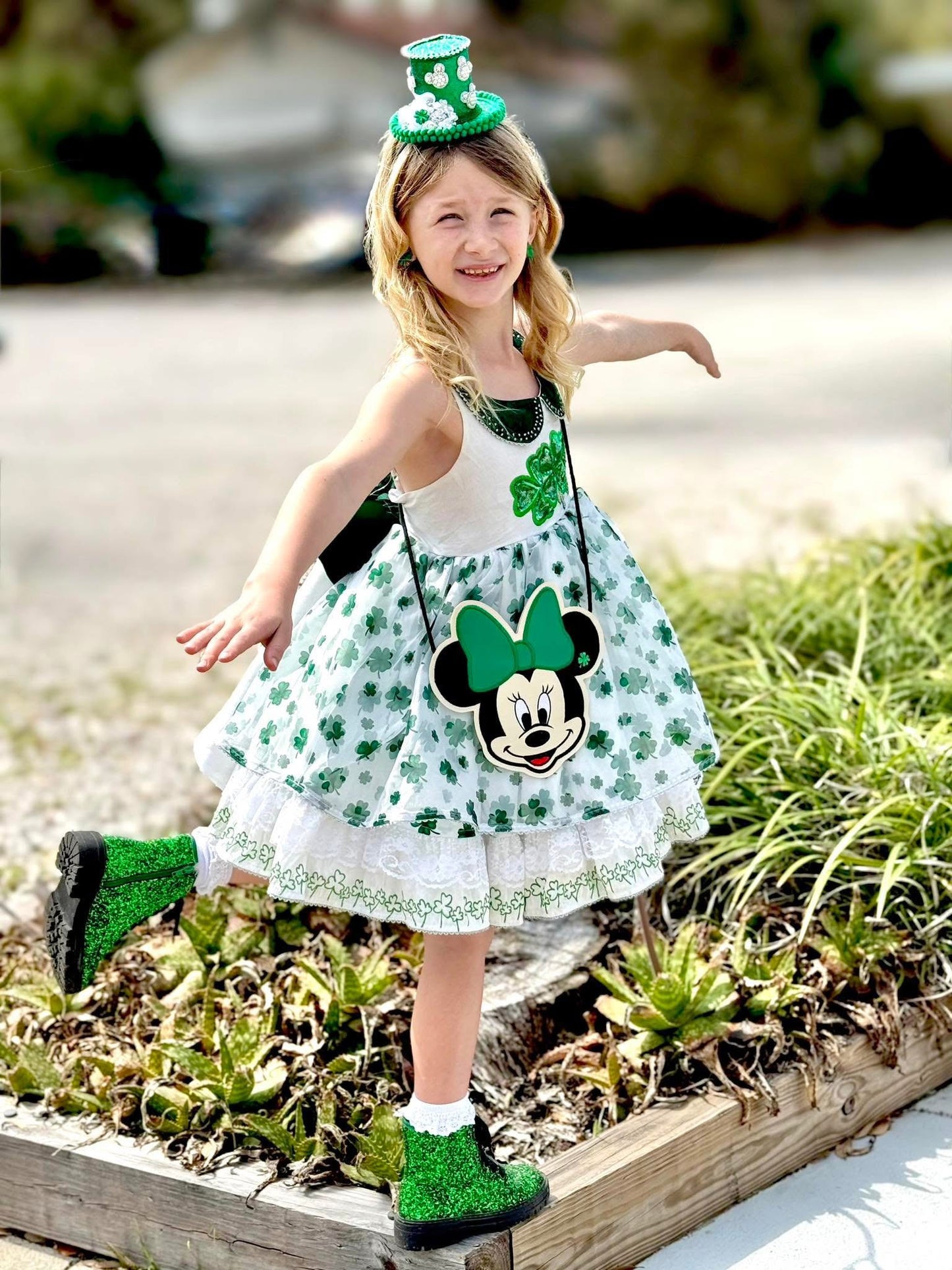 Girl Mouse Lucky Green Bow flat lay bag (READY TO SHIP)