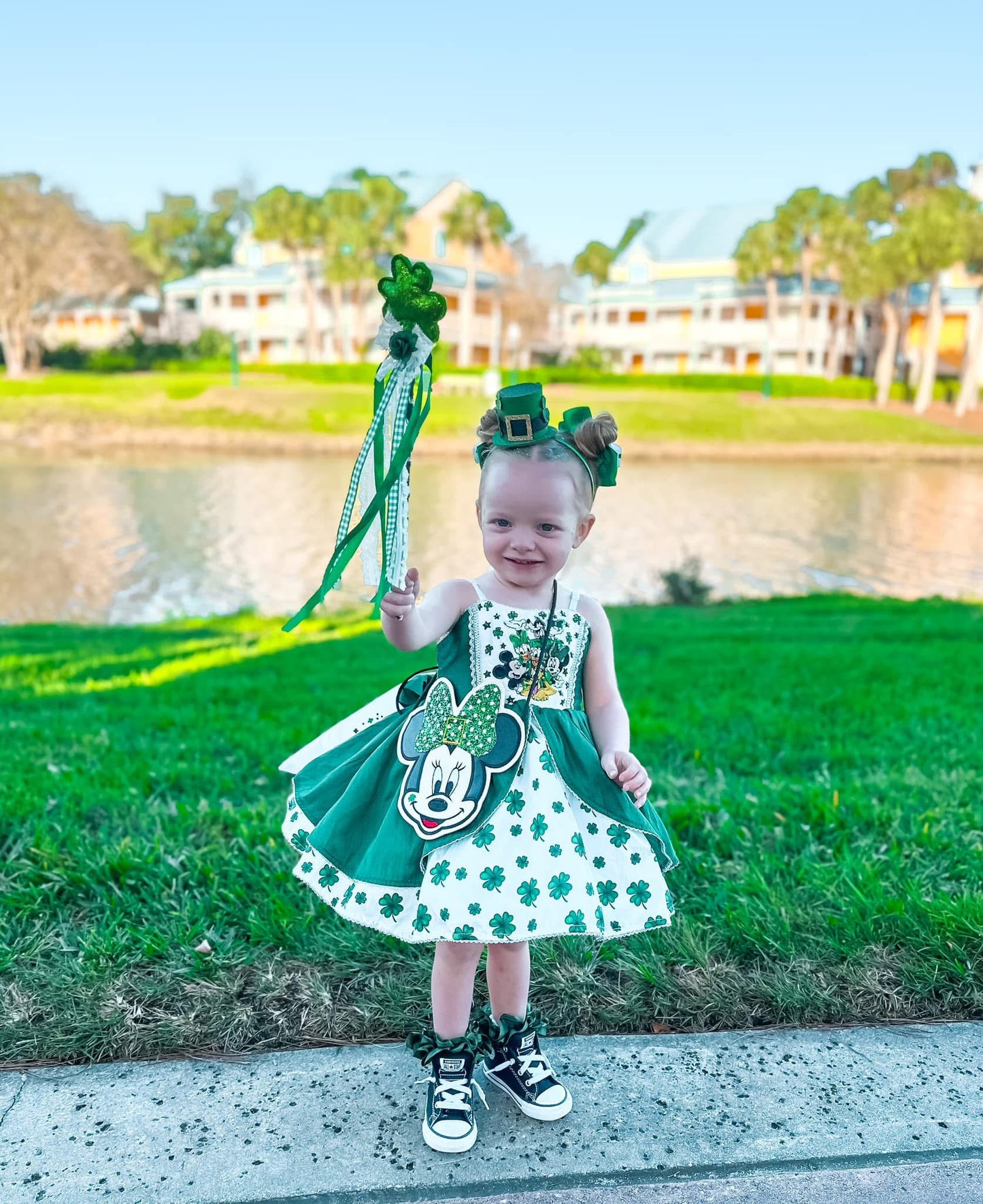 Girl Mouse Lucky Green Sparkle Bow flat lay bag (READY TO SHIP)