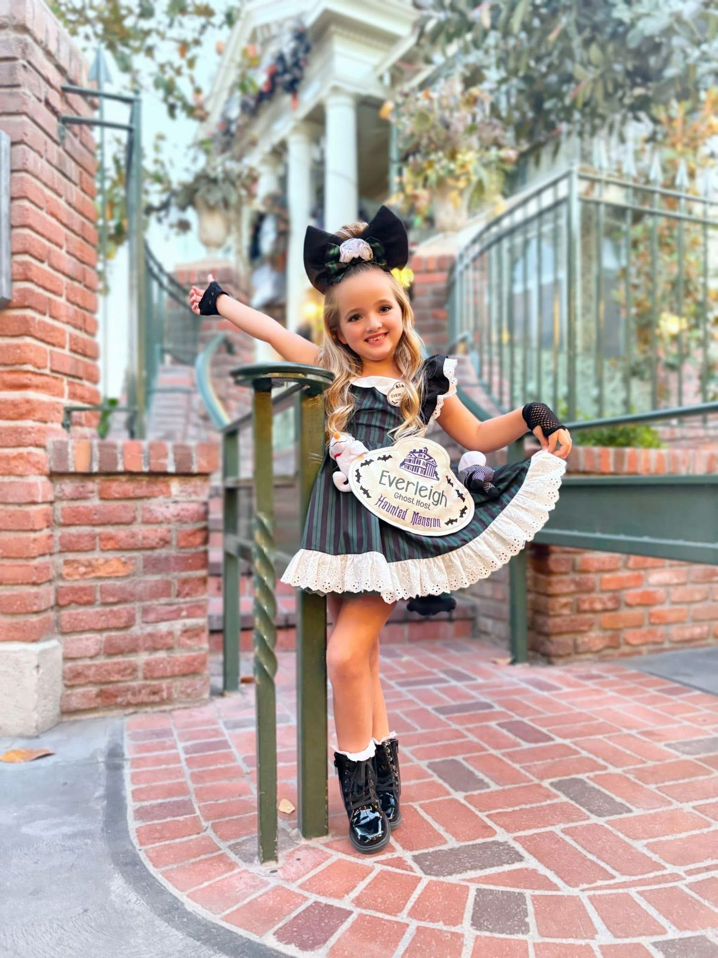 Personalized name tag H Mansion flat bag (MADE TO ORDER)