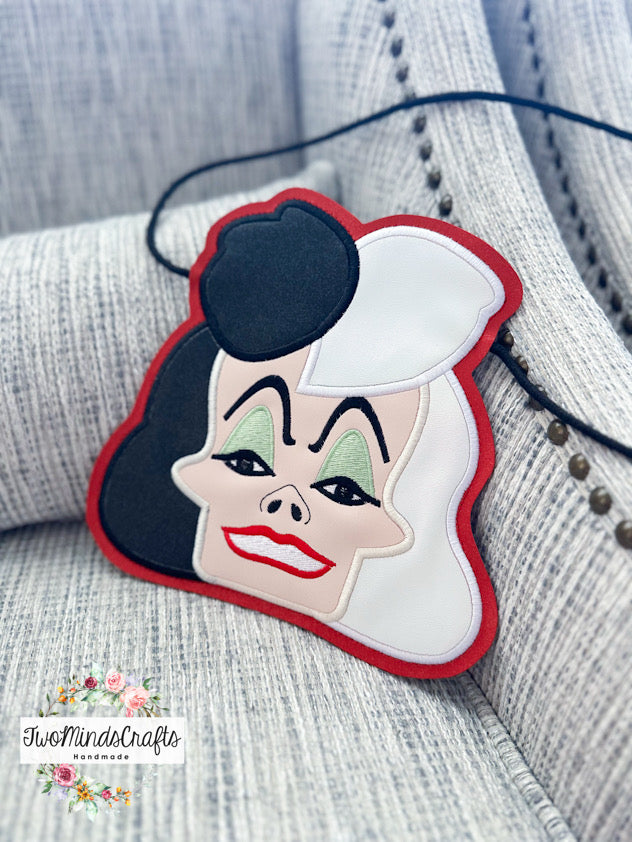 Cruel Lady flat bag (READY TO SHIP)