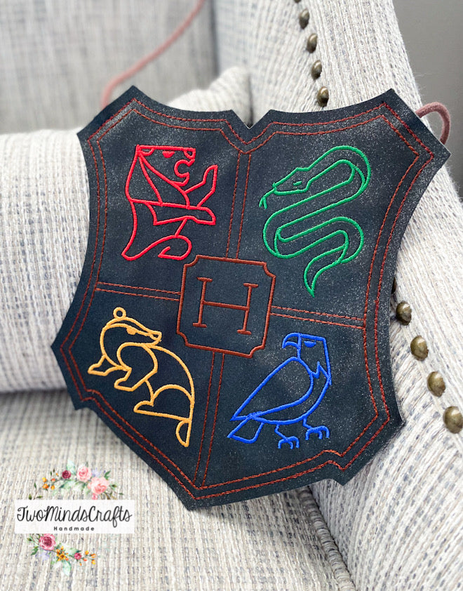 House crest flat bag (READY TO SHIP)