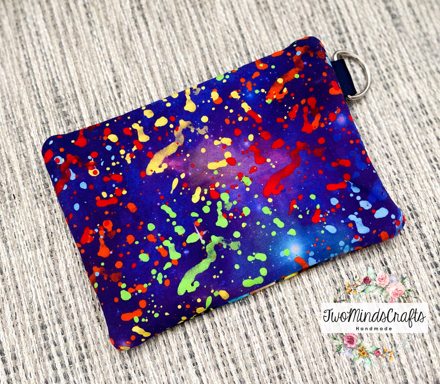 *Clearance* Medium zipper pouch